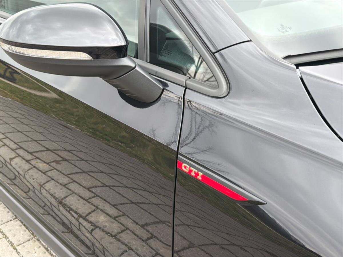 Volkswagen Golf Kombi 2,0 l 180 kw