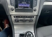 Volkswagen Golf Kombi 1,6 l 77 kw