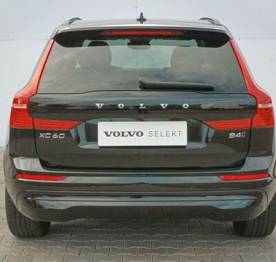 Volvo XC60 4