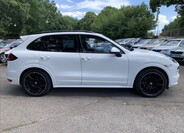 Porsche Cayenne 4
