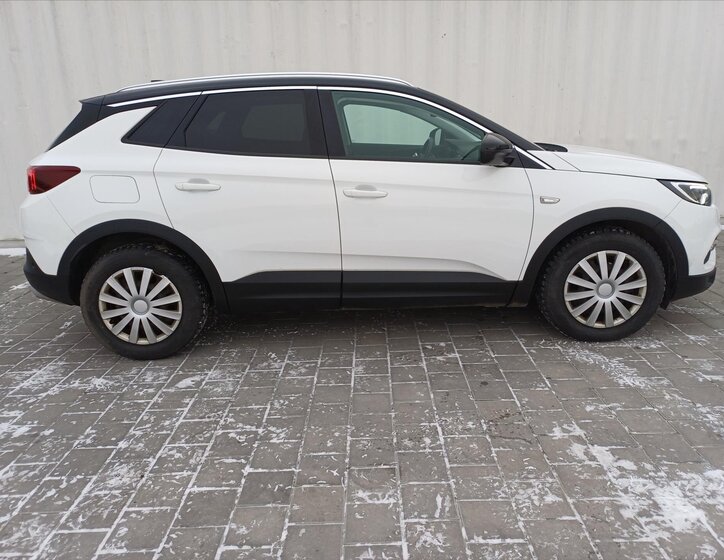 Opel Grandland Ostatní 2,0 l 130 kw