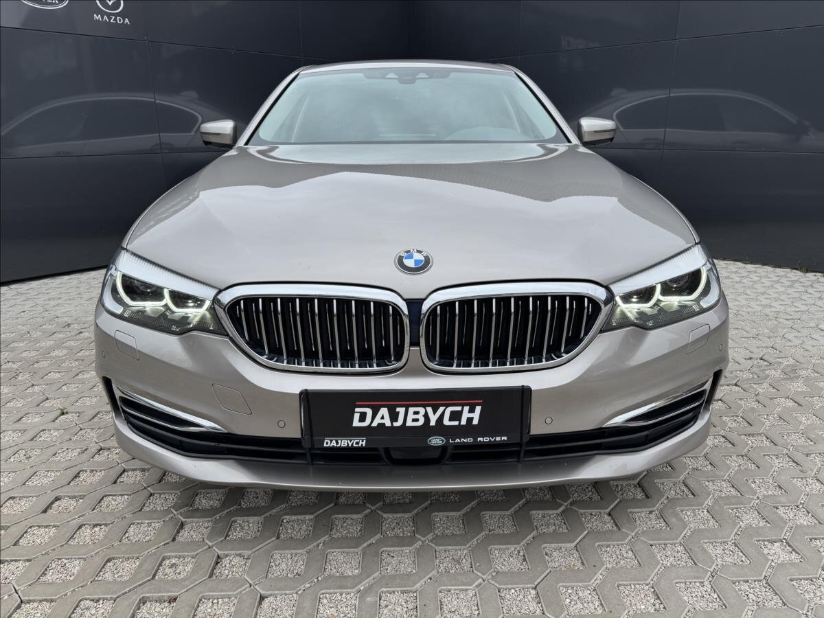 BMW Řada 5 Sedan / Limuzína 2,0 l 185 kw