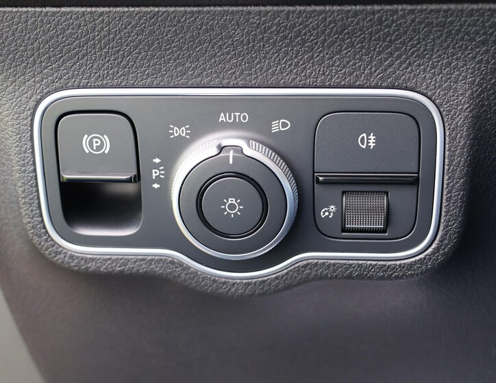 Mercedes-Benz GLB 23