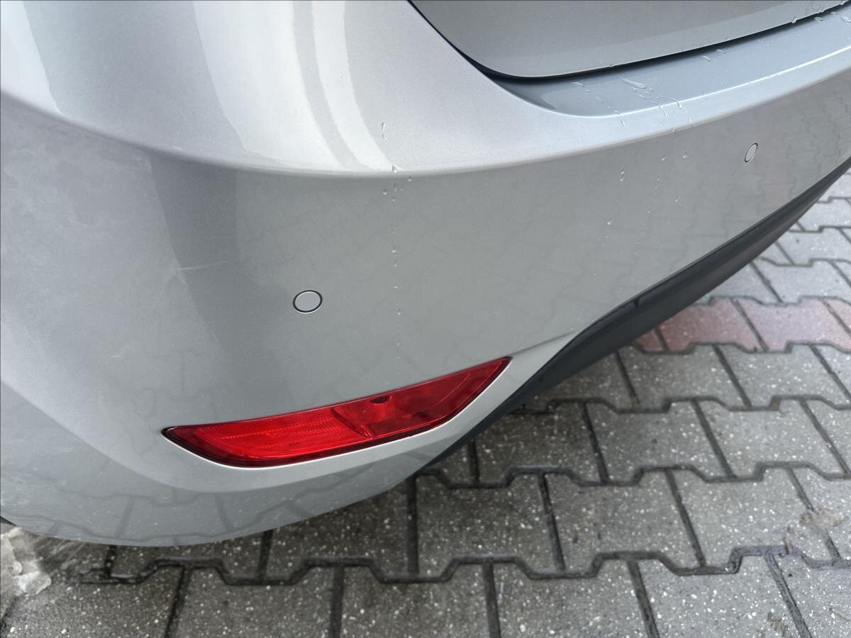 Hyundai ix20 Hatchback 1,6 l 91 kw