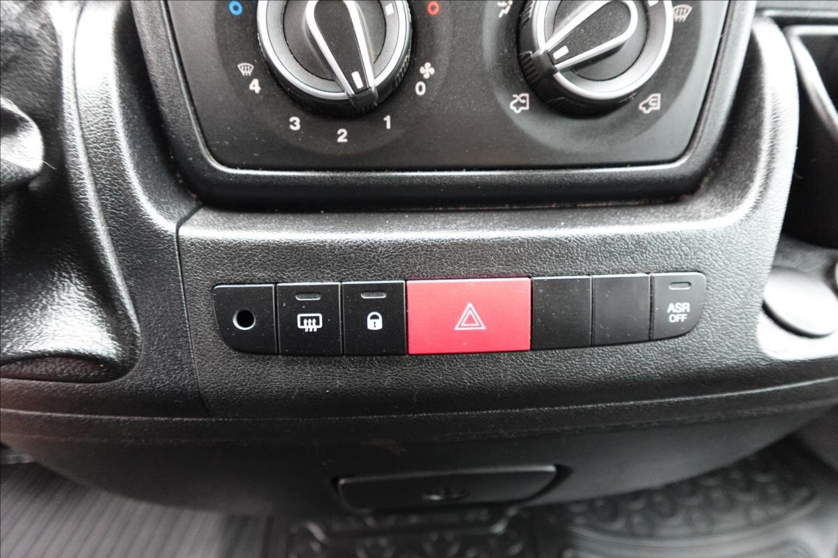 Peugeot Boxer Ostatní 2,2 l 81 kw