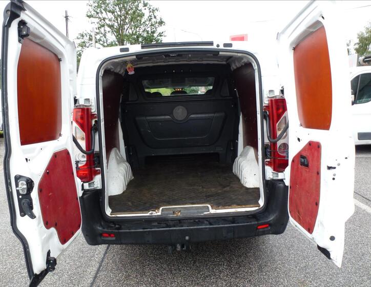 Peugeot Expert 18
