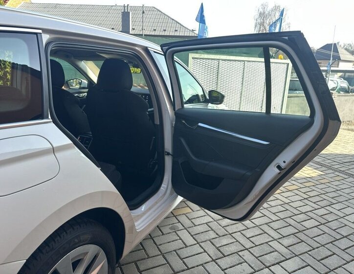 Škoda Octavia Kombi 2,0 l 110 kw