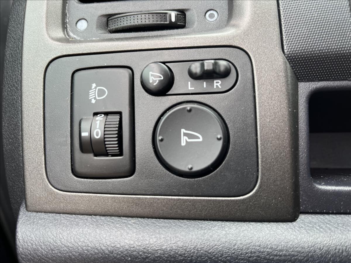 Honda CR-V SUV / Terénní 2,2 l 110 kw