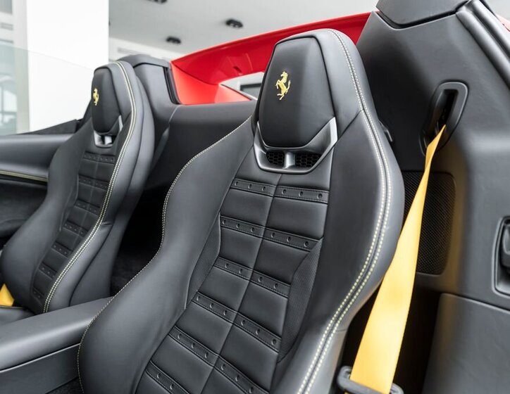 Ferrari Ostatní Kupé 3,0 l 610 kw