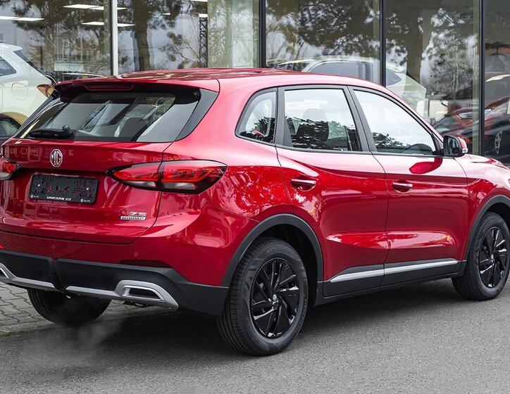 MG ZS 5