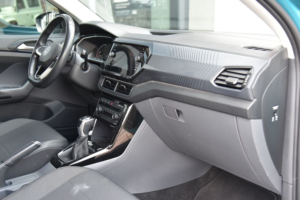 Volkswagen T-Cross SUV / Terénní 1,5 l 110 kw