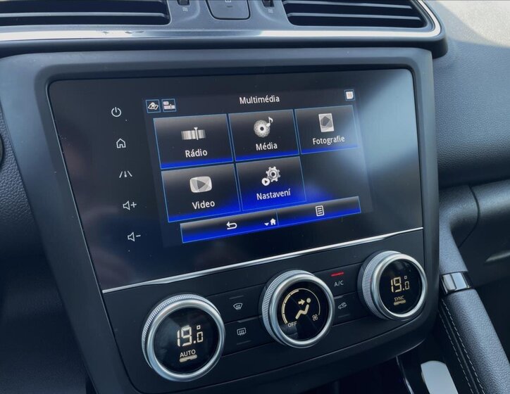 Renault Kadjar SUV / Terénní 1,3 l 103 kw
