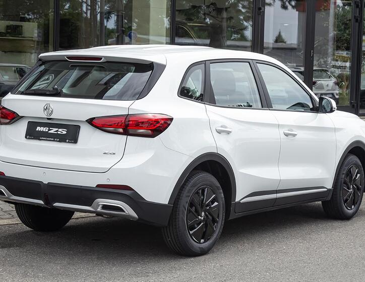 MG ZS 5