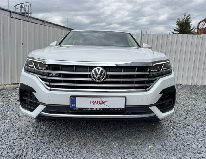 Volkswagen Touareg 2