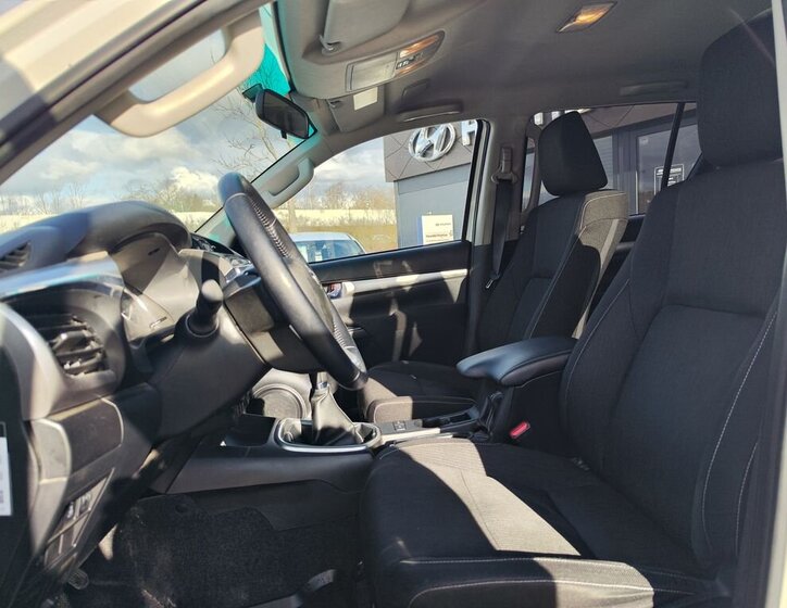 Toyota Hilux Pick-up 2,8 l 150 kw