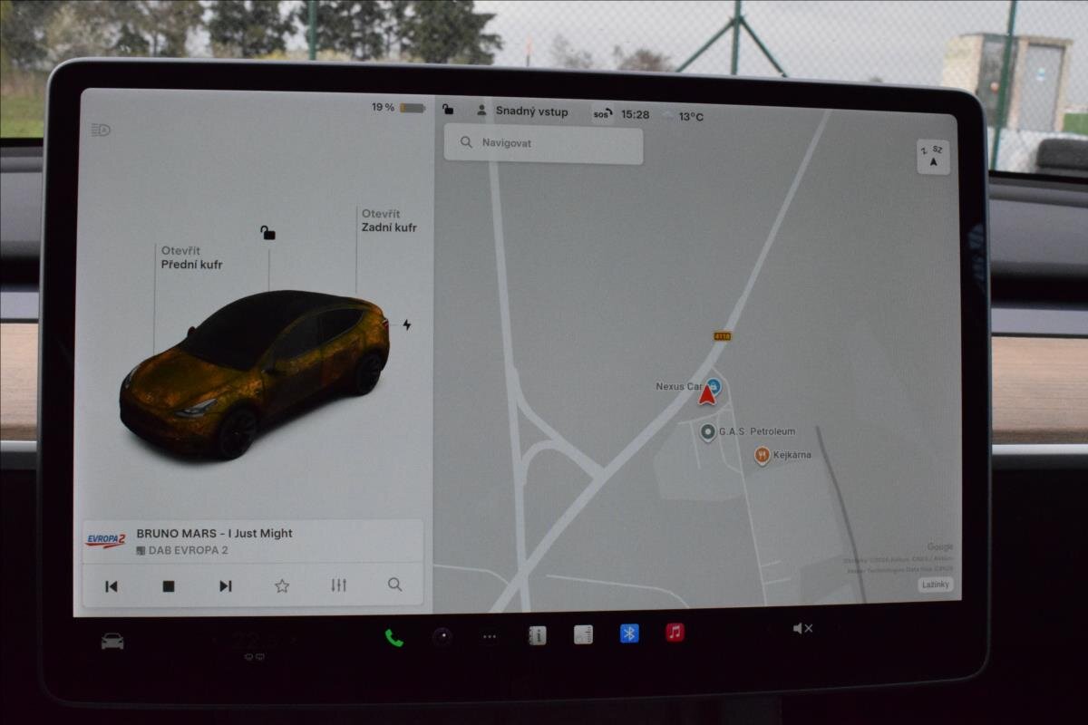 Tesla Model Y SUV / Terénní 0,0 378 kw