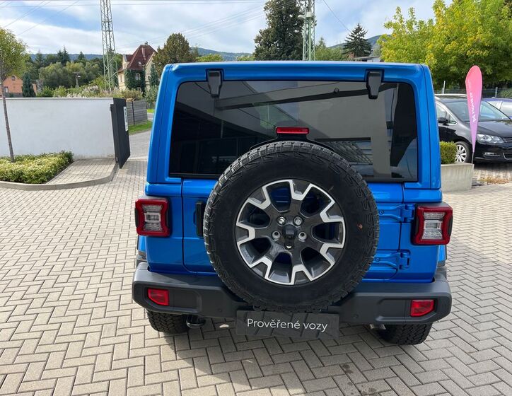 Jeep Wrangler 5