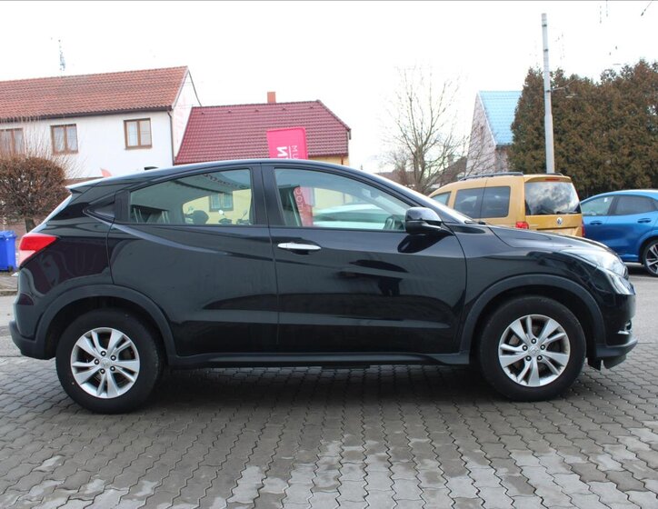 Honda HR-V SUV 1,5 l 96 kw