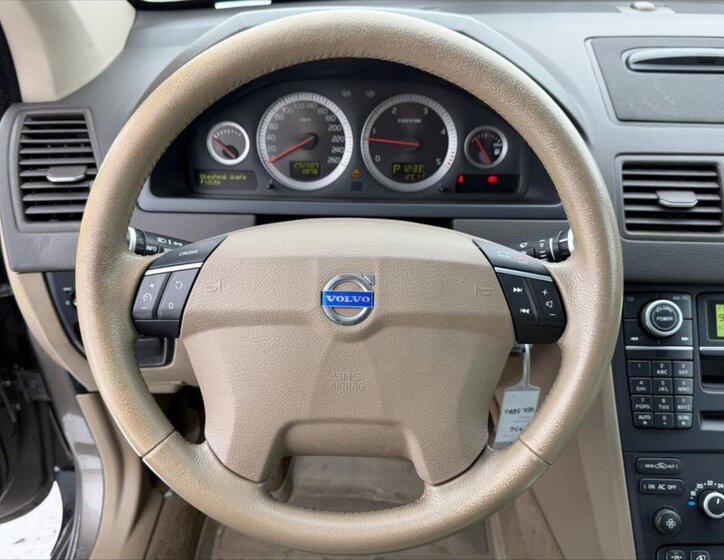 Volvo XC90 Kombi 2,4 l 147 kw