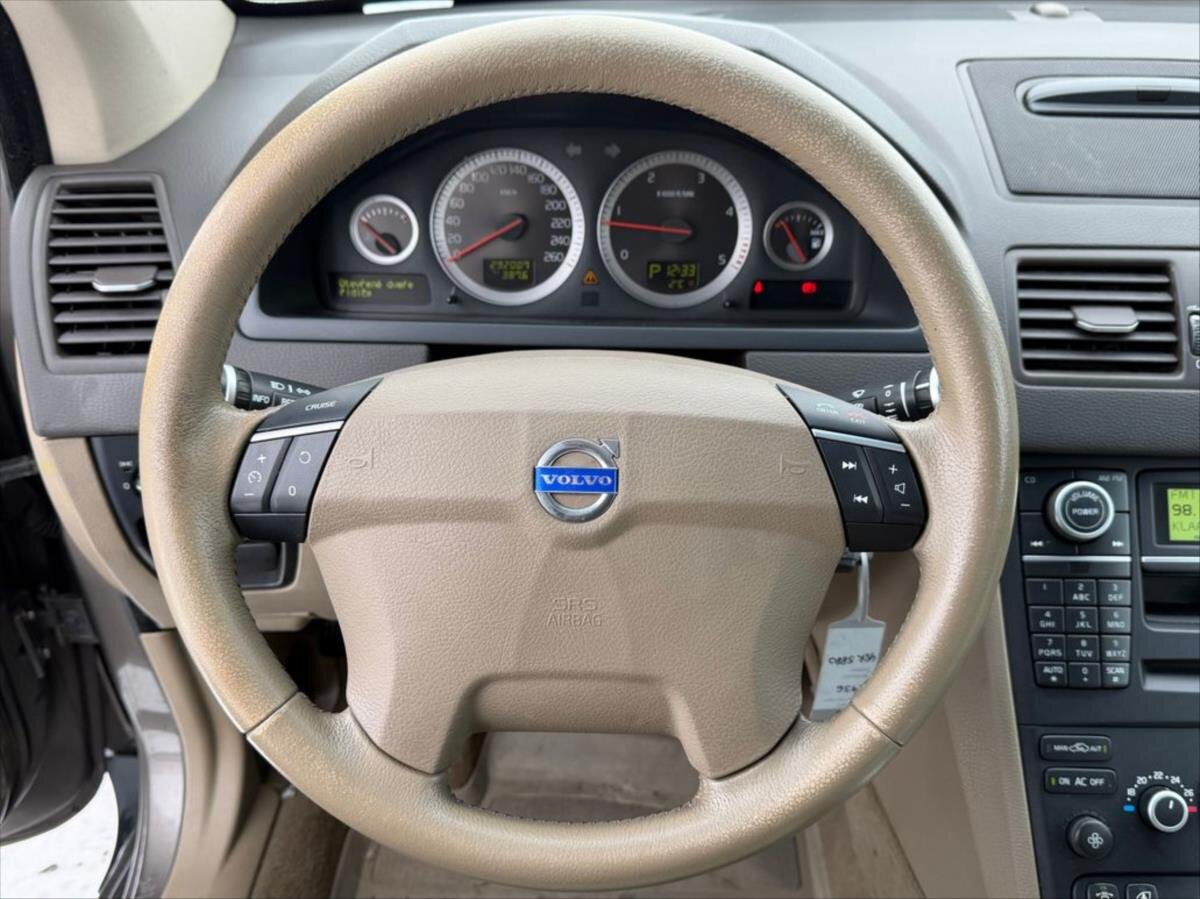 Volvo XC90 Kombi 2,4 l 147 kw