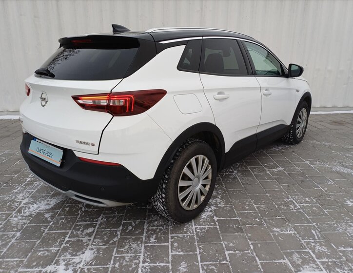 Opel Grandland Ostatní 2,0 l 130 kw