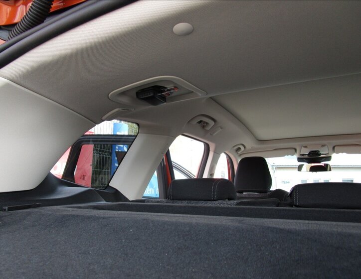 BMW X1 Kombi 1,5 l 110 kw