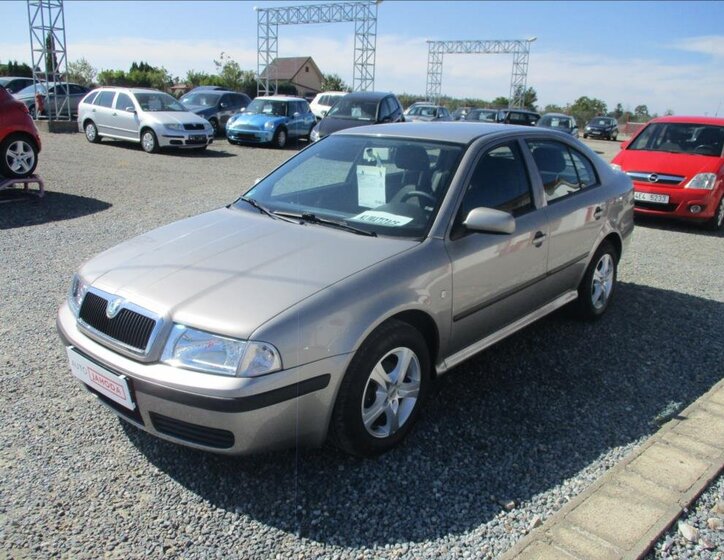 Škoda Octavia Liftback 1,6 l 75 kw