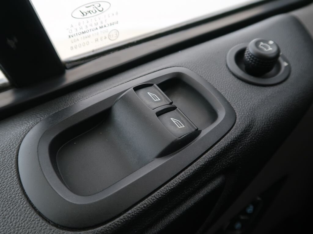 Ford Transit Custom Skříň 2,0 l 77 kw