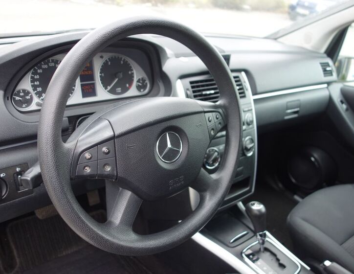 Mercedes-Benz Třídy B 10