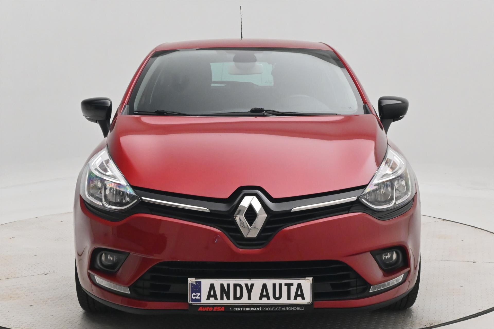 Renault Clio Hatchback 898,0 66 kw