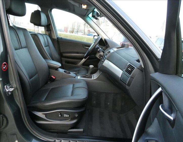 BMW X3 SUV 2,0 l 130 kw