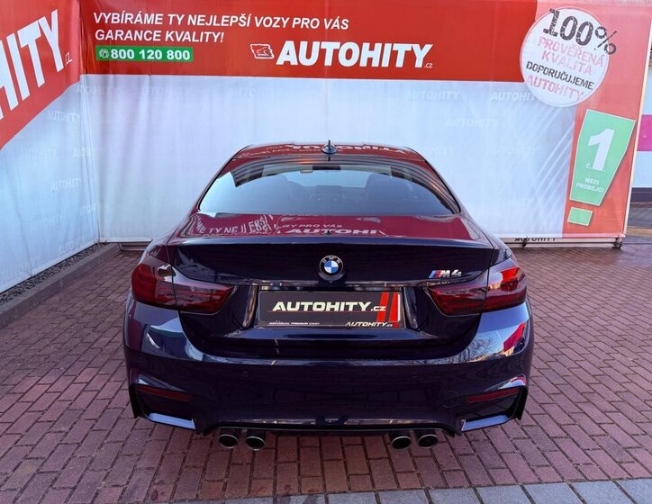 BMW M4 Kupé 3,0 l 317 kw