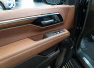 Chevrolet Tahoe SUV 6,2 l 313 kw