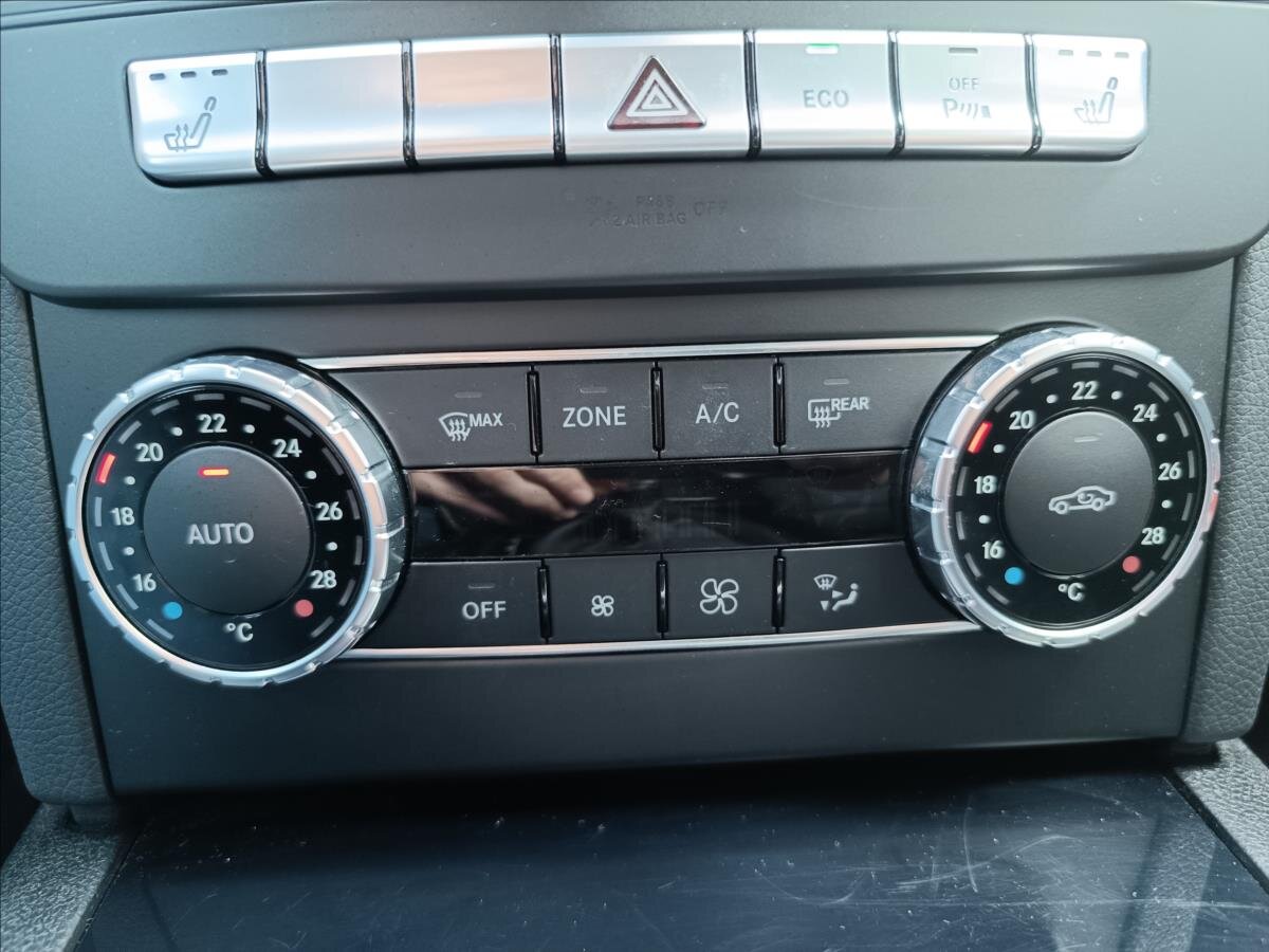 Mercedes-Benz Třídy C Kupé 2,1 l 150 kw