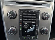 Volvo XC60 SUV 2,4 l 120 kw