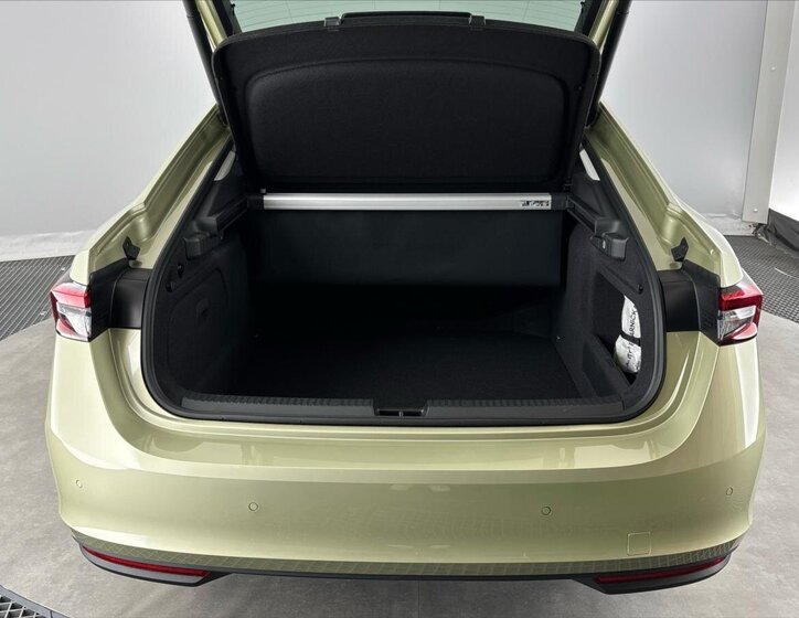 Škoda Superb Liftback 2,0 l 110 kw