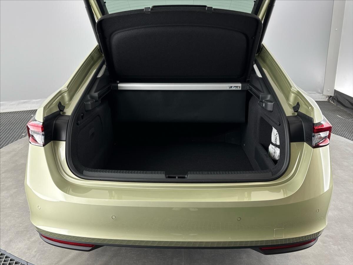 Škoda Superb Liftback 2,0 l 110 kw