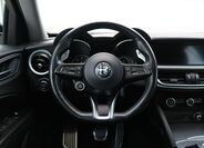 Alfa Romeo Stelvio 25