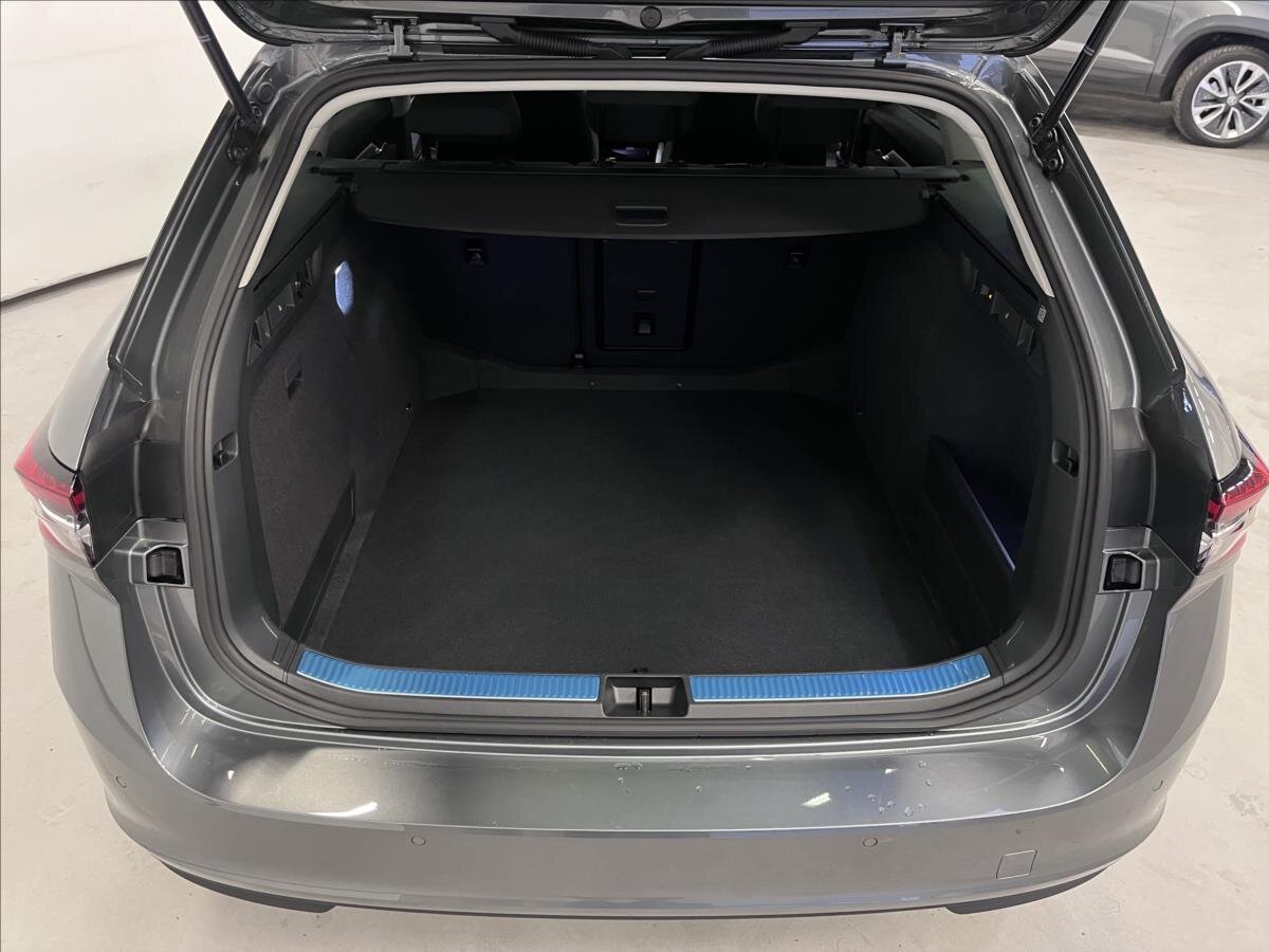 Škoda Superb Kombi 2,0 l 142 kw