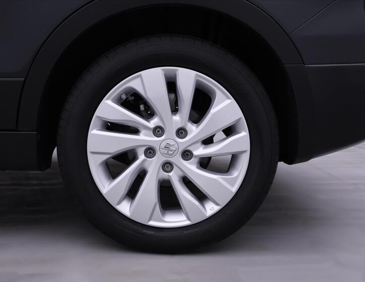 Suzuki SX4 S-Cross 32