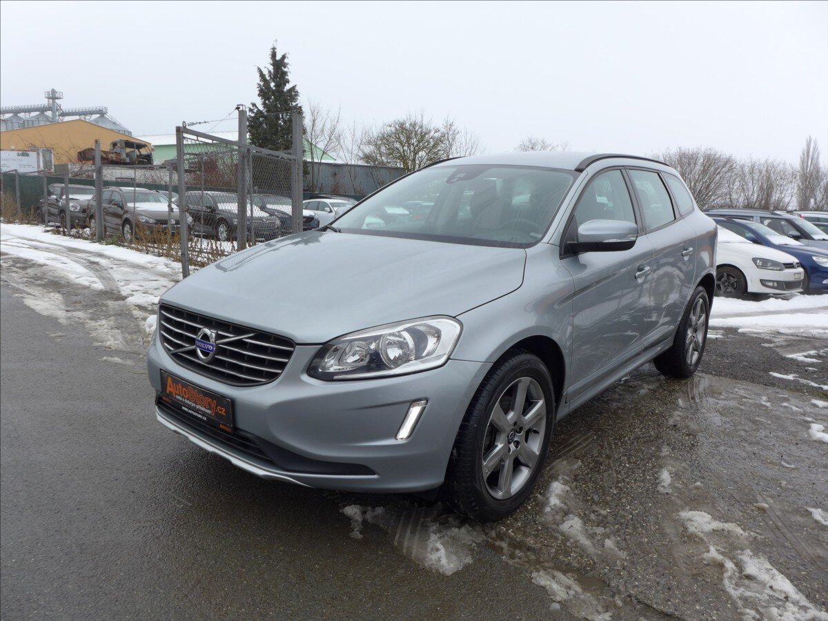 Volvo XC60 SUV 2,4 l 120 kw