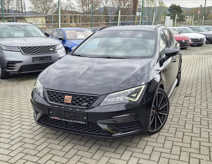 Seat Leon Kombi 2,0 l 221 kw