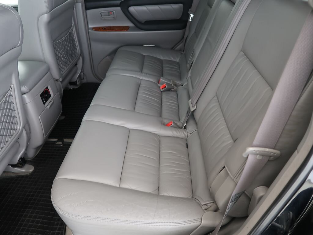 Toyota Land Cruiser SUV 4,7 l 175 kw