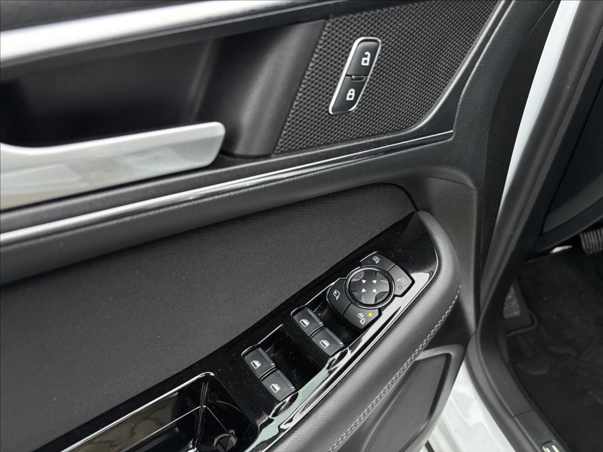 Ford S-MAX Kombi 2,5 l 110 kw