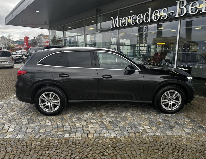 Mercedes-Benz GLC SUV / Terénní 2,0 l 145 kw