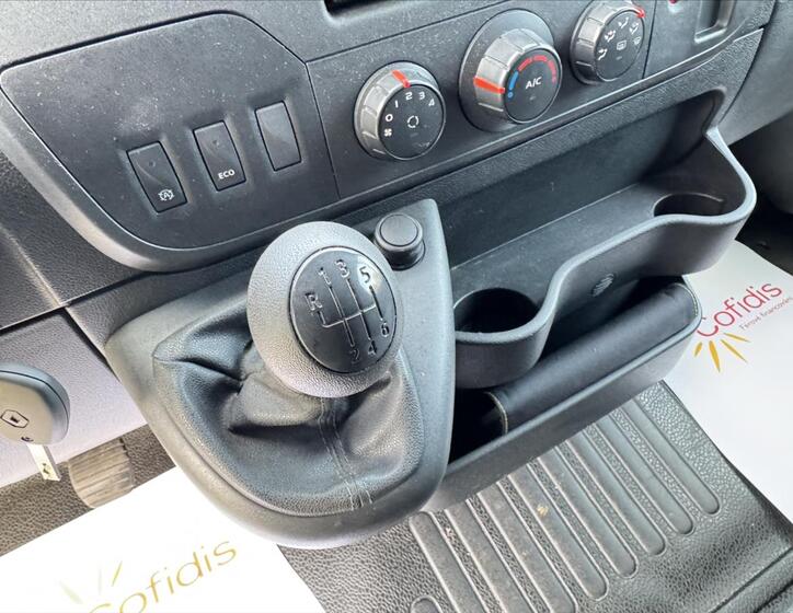 Renault Master 18