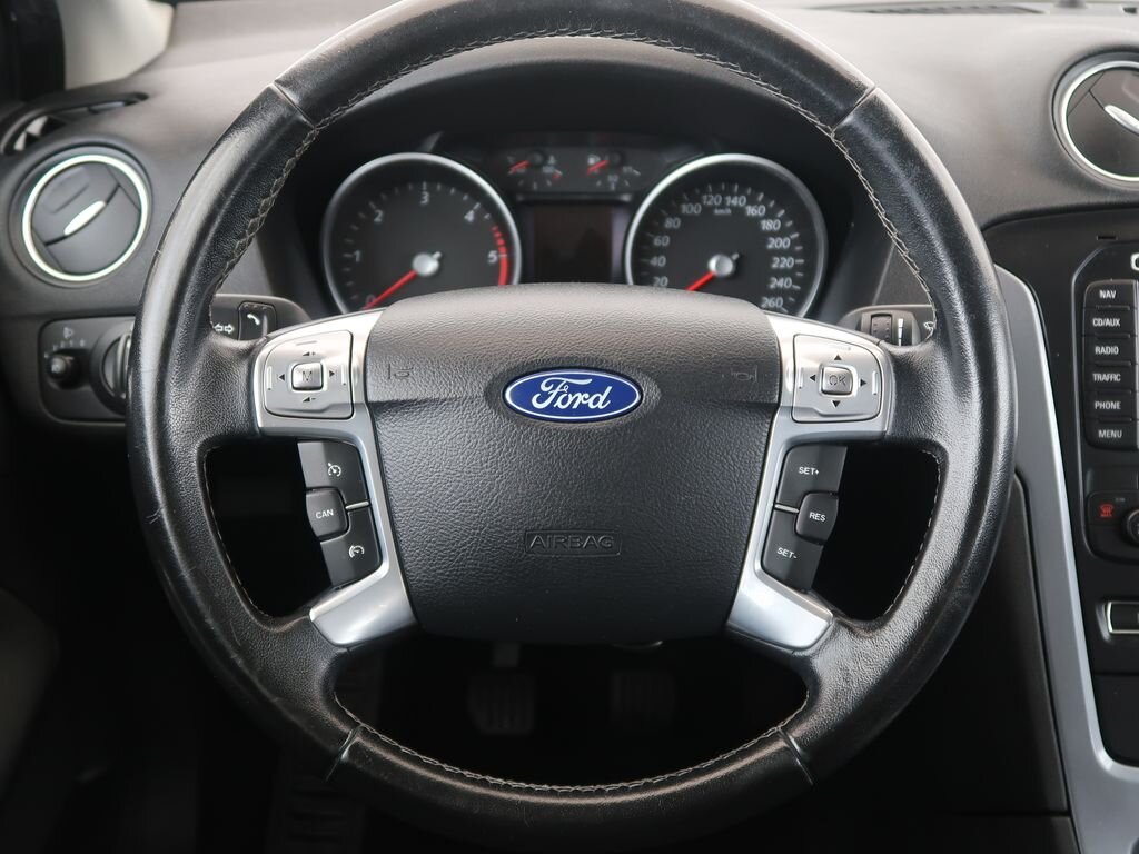 Ford Mondeo Kombi 2,0 l 103 kw