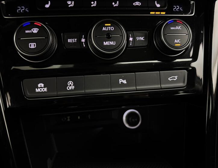 Volkswagen Touran 26