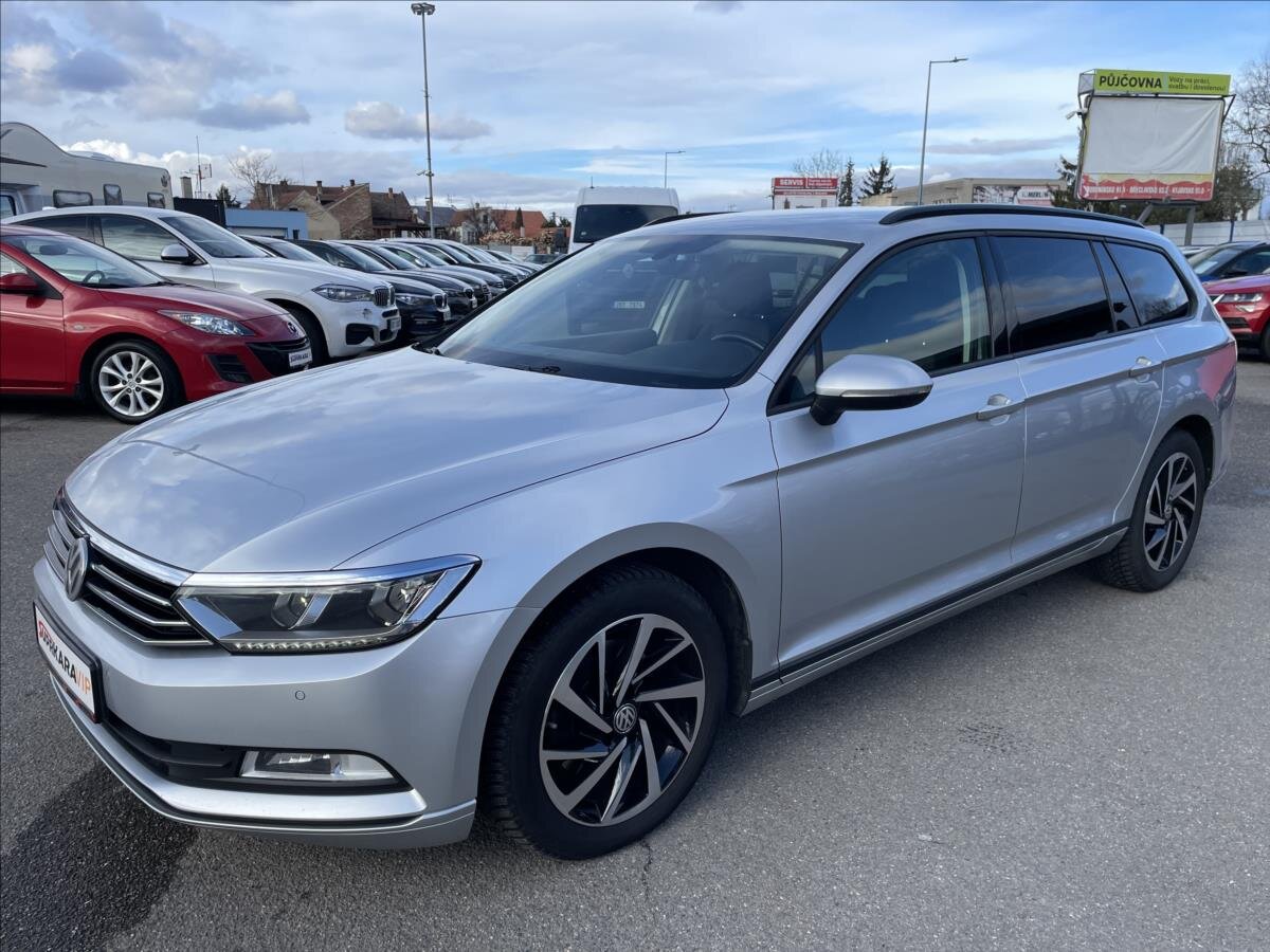Volkswagen Passat Kombi 2,0 l 110 kw