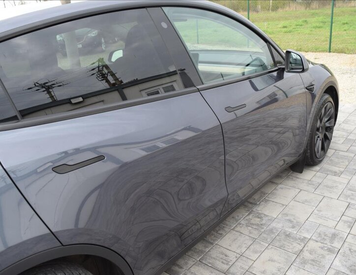 Tesla Model Y SUV / Terénní 0,0 378 kw